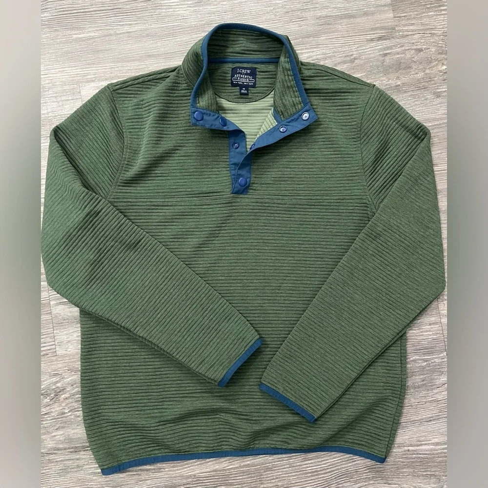 J. Crew Men's Olive Green and Navy Pullover sweatshirt lightweight size medium